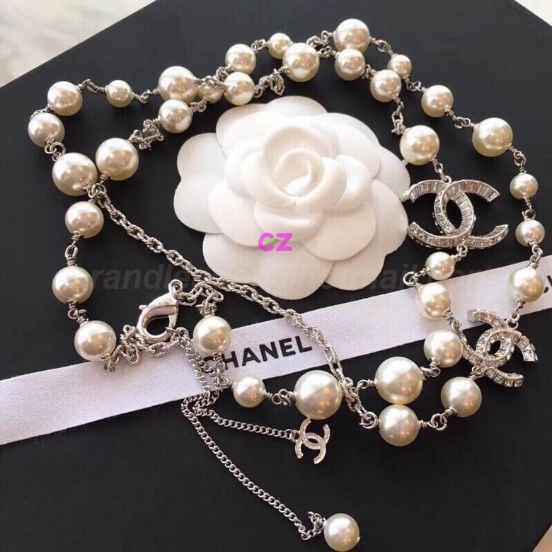 Chanel Necklaces 322